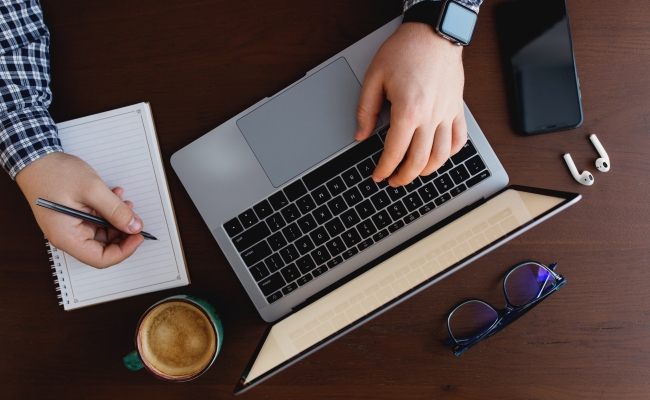 How to Increase Your Productivity with Wearables While Working From Home WFH